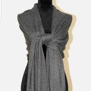 100% Cashmere Knit Charcoal Gray Wrap Scarf